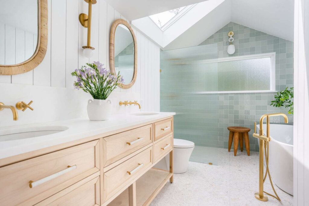 Washroom reno, Toronto home reno, kitchen renovation